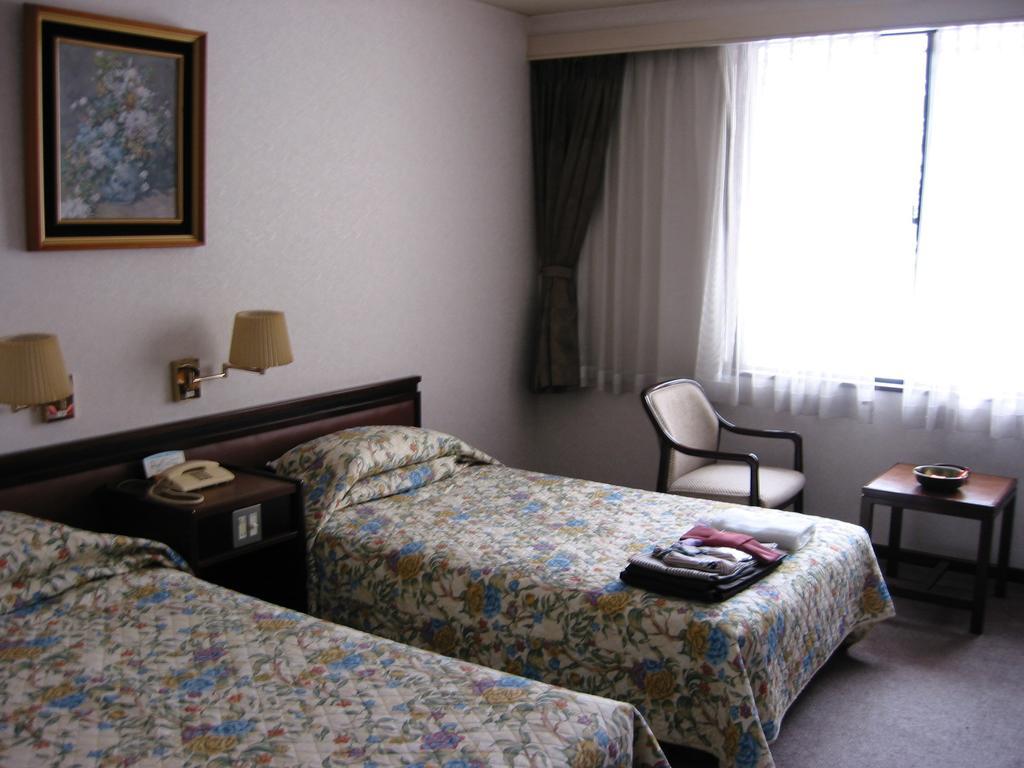 Hotel Kasenkyo Izutsuya Shin'onsen Zewnętrze zdjęcie