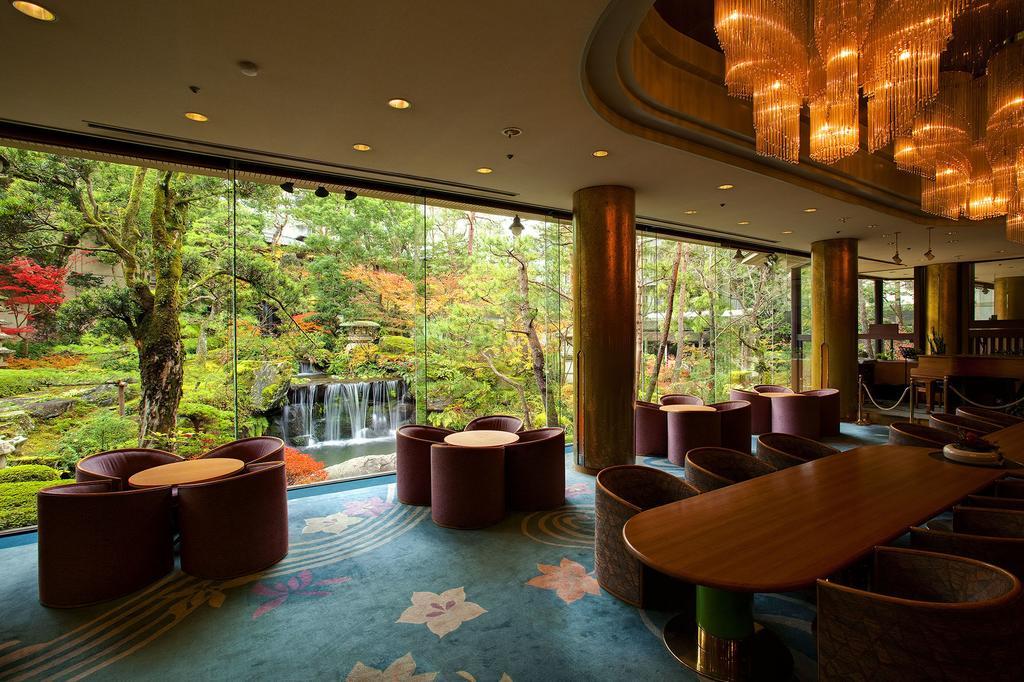 Hotel Kasenkyo Izutsuya Shin'onsen Zewnętrze zdjęcie