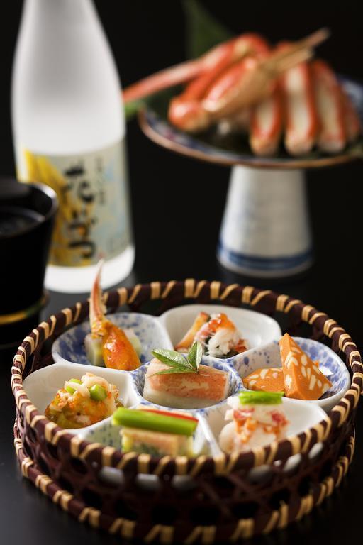 Hotel Kasenkyo Izutsuya Shin'onsen Zewnętrze zdjęcie